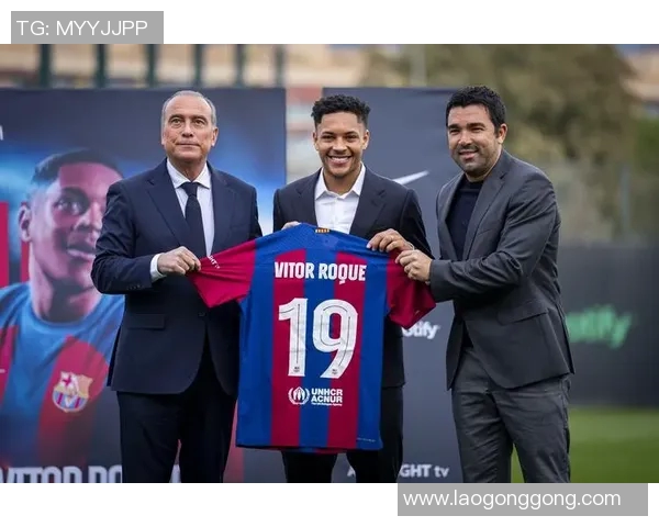 巴萨将签下巴黎前锋,为球队引援注入新鲜血液 巴萨将签下巴黎前锋,为球队引援注入新鲜血液