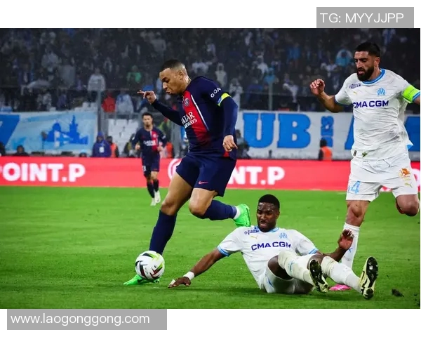 巴黎圣日耳曼主场大胜马赛,强势挺进法甲前列 巴黎圣日耳曼主场大胜马赛,强势挺进法甲前列