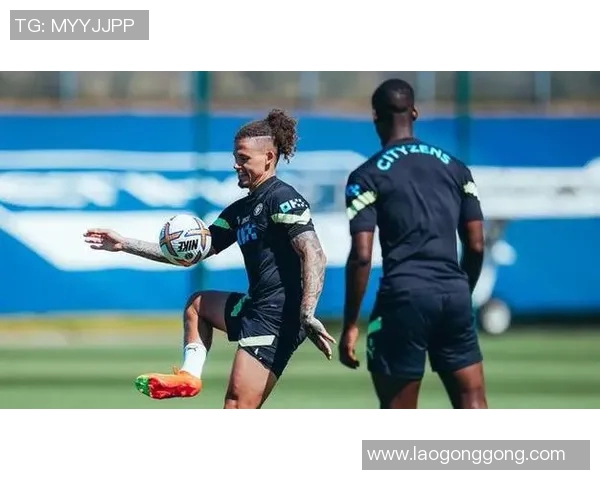 巴萨中场大将即将转会至曼城，签约四年，续写绿茵传奇