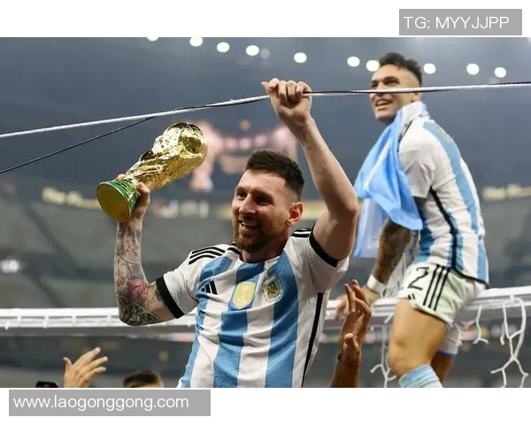 巴塞罗那官方宣布梅西将转会曼城不留姿态开出天价合同 巴塞罗那官方宣布梅西将转会曼城不留姿态开出天价合同