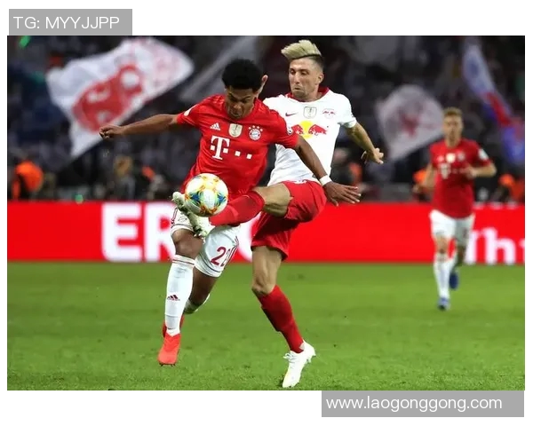 拜仁慕尼黑客场横扫多特蒙德实现主场连胜 拜仁慕尼黑客场横扫多特蒙德实现主场连胜