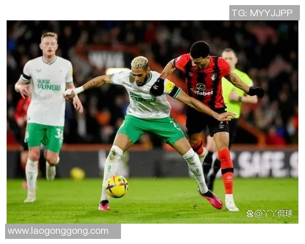 伯恩茅斯惊险躲避降级！英超球队排名变幻莫测