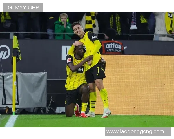 多特主帅呼吁球队保持冷静应对比赛压力 多特主帅呼吁球队保持冷静应对比赛压力