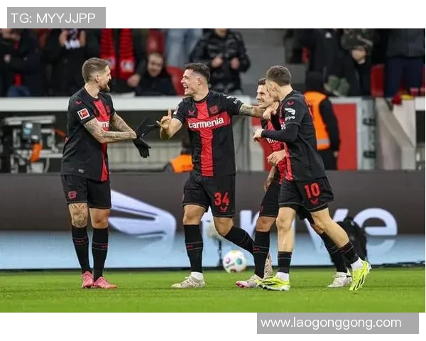 弗赖堡客场绝地反击,逆袭击败奥格斯堡取得宝贵三分 弗赖堡客场绝地反击,逆袭击败奥格斯堡取得宝贵三分