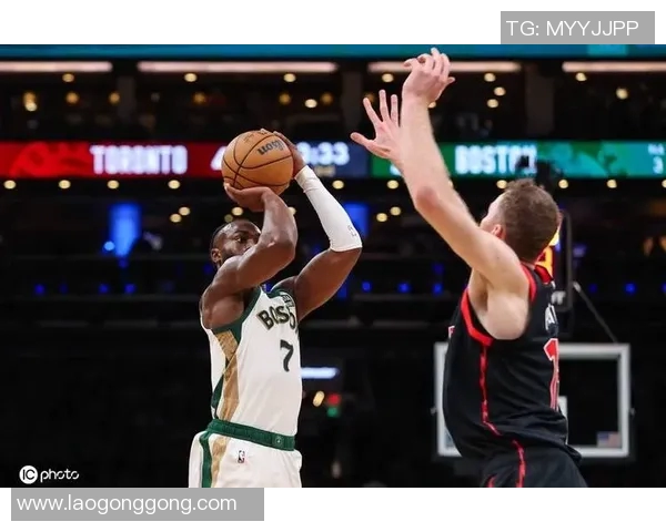 湖人客场击败凯尔特人，豪取三连胜