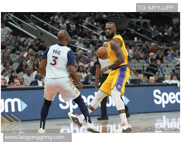 湖人队官宣！詹姆斯哈登正式加盟，豪华双核战火重燃！