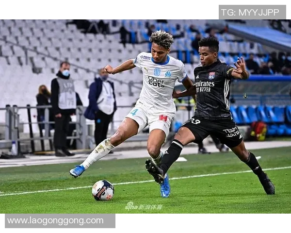 里昂3-2逆转马赛，射手尤尼西乌斯破门再现英姿