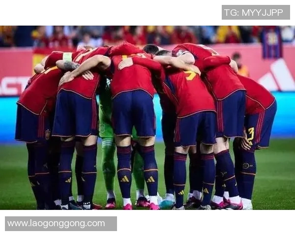 欧洲杯比赛期间球迷疯狂狂热潮，谁将笑到最后？