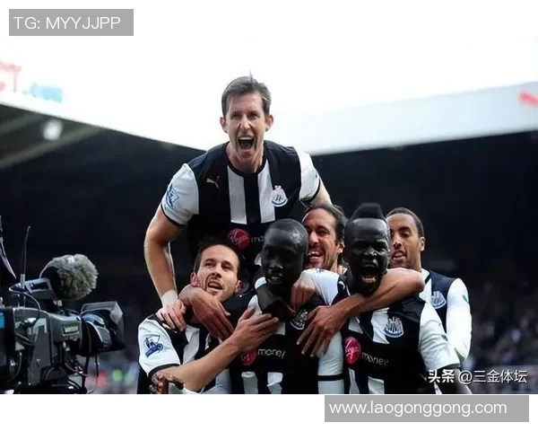 英超积分榜排名:曼联反超切尔西跻身前四,阿森纳球迷沮丧所托生? 英超积分榜排名:曼联反超切尔西跻身前四,阿森纳球迷沮丧所托生?