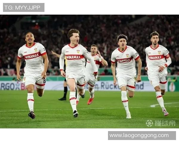 斯图加特客场绝地逆袭,成功守住德甲联赛资格! 斯图加特客场绝地逆袭,成功守住德甲联赛资格!