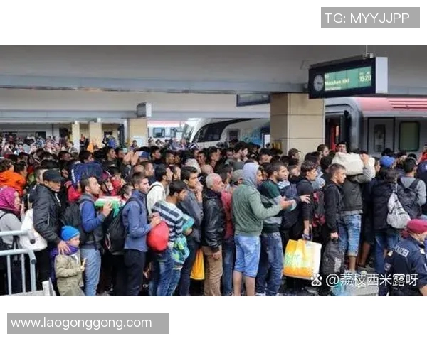 亚特兰大市民团结一心，共同应对各种危机与挑战