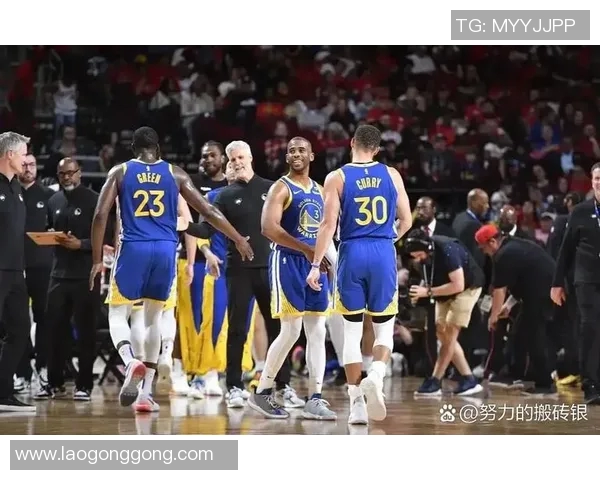 太阳大胜勇士登顶西部：光芒四射的新王者之路