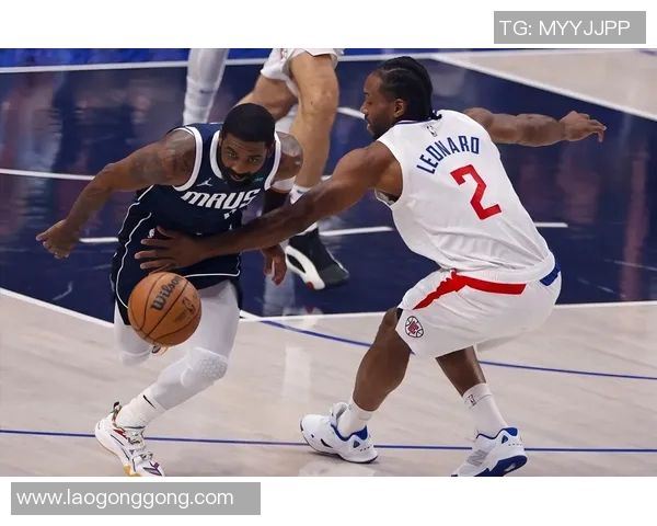 快船球迷狂热庆祝球队晋级季后赛